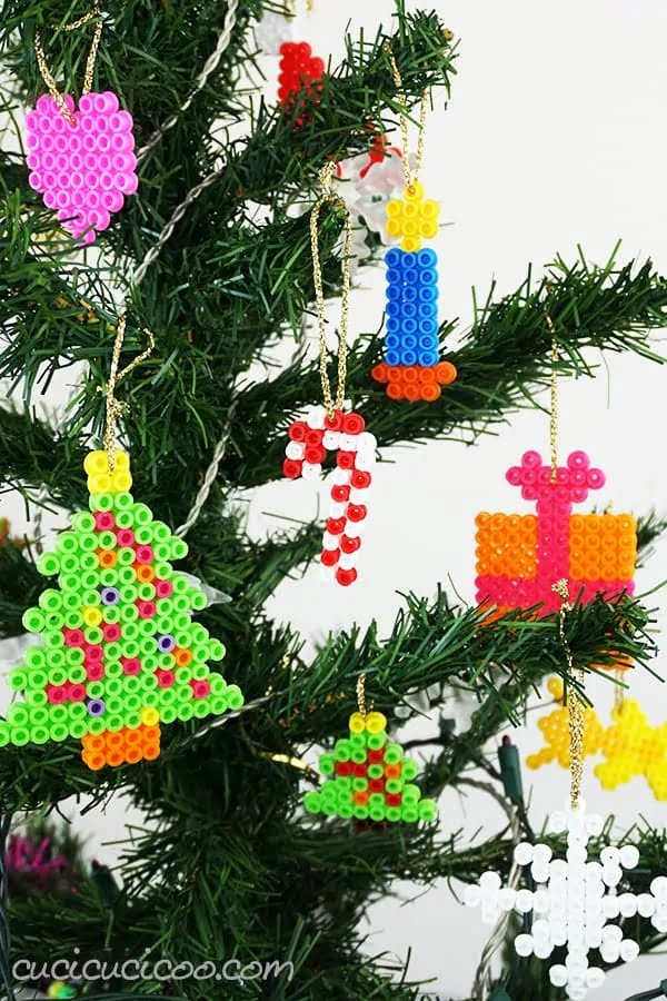 Julgranskula pärlplatta